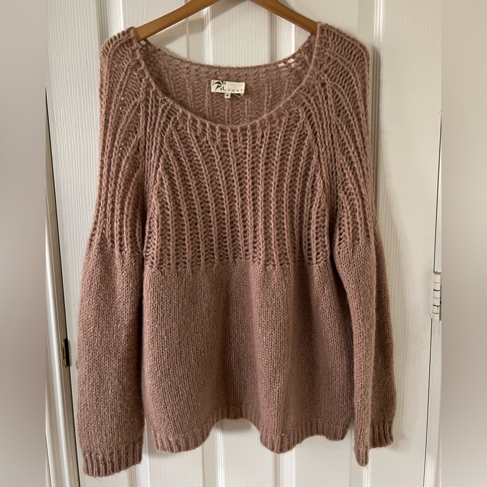Local 💗 gorgeous knit sweater in mauve, size: M